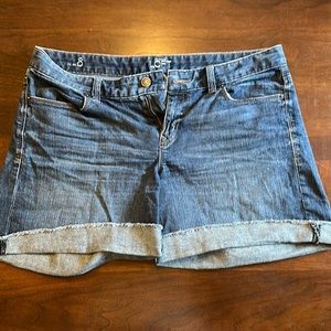 Women’s denim cut off cuffed shorts